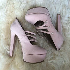 Qupid desert rose suede pumps